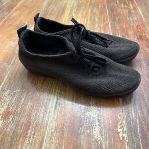 Arcopedico Black Knit Lace Up Sneakers Size 9.5